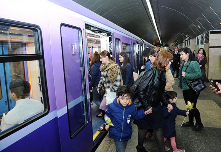 Metronun iş qrafikilə bağlı məlumat