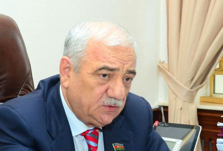 "Şirkət rəhbərləri işçilərin çıxışlar, aksiyalar təşkil edəcəyindən əndişələnirlər"