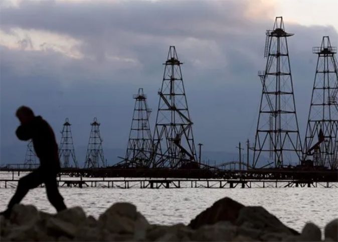 Azərbaycan neftinin son qiyməti - UCUZLAŞDI