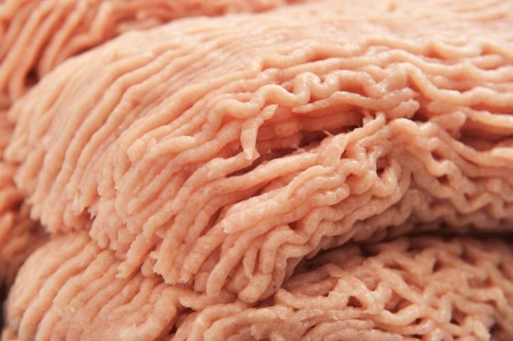 Türkiyədən idxal edilən dondurulmuş hind quşu qiyməsi yararsız çıxıb