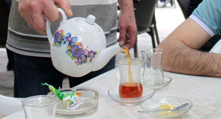 Çay evlərində reydlər başlayıb