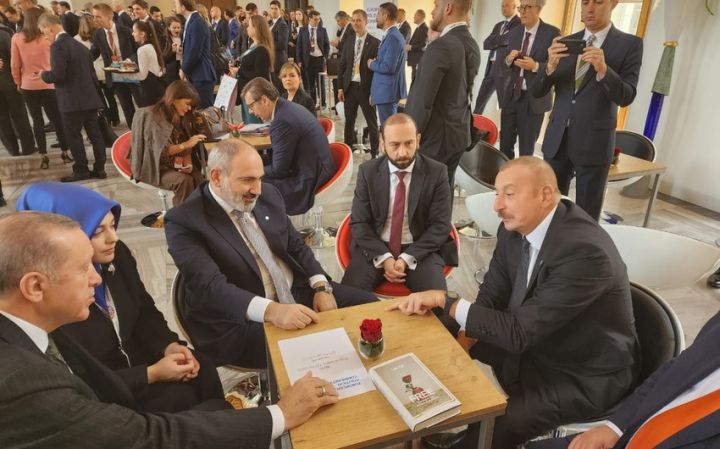 Əliyev, Ərdoğan və Paşinyan birgə müzakirə apardılar