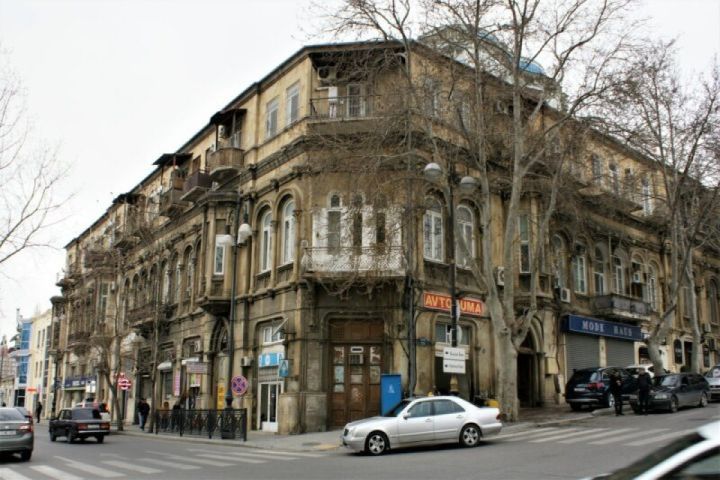 Bakıda memarlıq abidəsinin söküləcəyi ilə bağlı yayılan məlumatlara cavab verildi