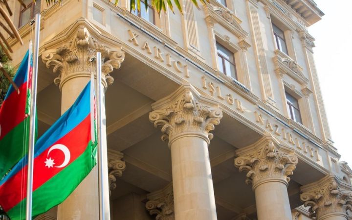Azərbaycan XİN narahatlığını ifadə edib, ABŞ və İranı diplomatiyaya üstünlük verməyə çağırıb