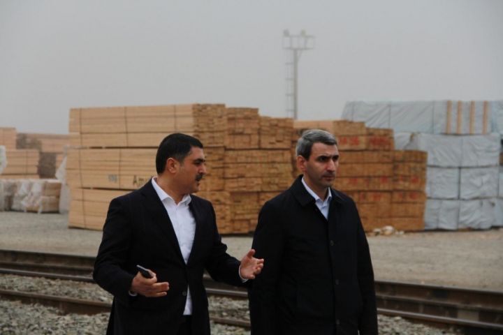 “Azərbaycan Dəmir Yolları”nın sədri Bakı Hövsan Beynəlxalq Dəniz Ticarət Limanında olub