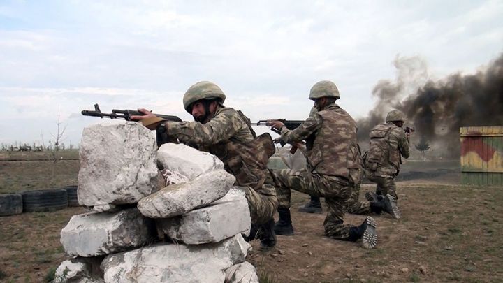 Azərbaycan Ordusunun mövqeləri toplar və minaatanlardan atəşə tutulub