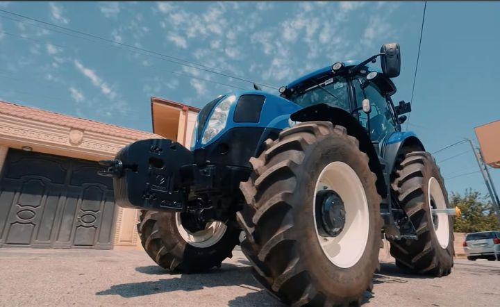 "Qədir “New Holland”ı seçərək, günlük 600 manata qədər gəlir əldə edir"