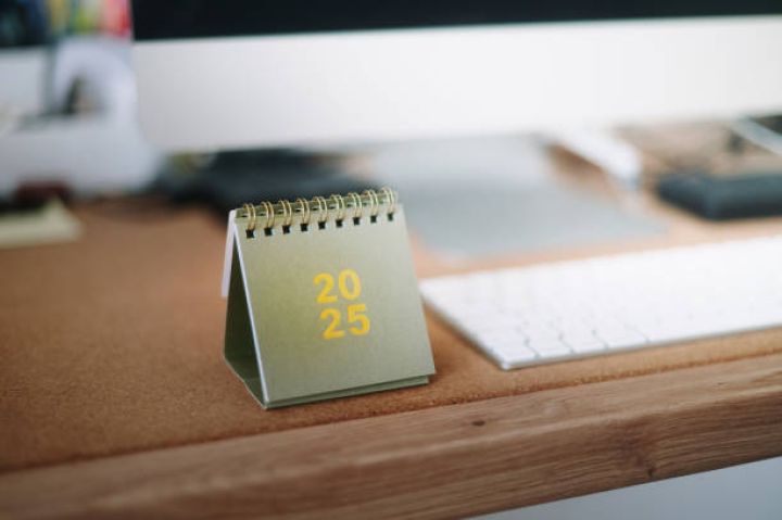 2025-ci il üçün iş vaxtı norması və istehsalat təqvimi təsdiq edildi - QEYRİ-İŞ GÜNLƏRİ