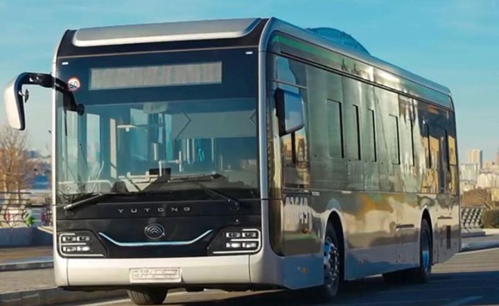 Bakıda xəttə daha bir elektrik mühərrikli avtobus buraxılıb