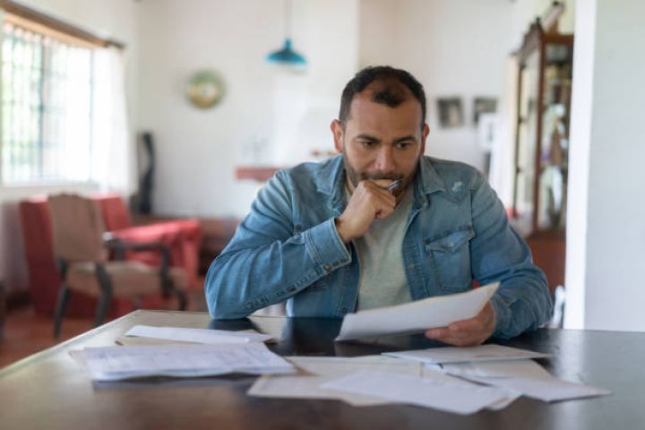 Əhalinin borc yükü və istehlak kreditləri üzrə qeyri-işlək portfel artıb