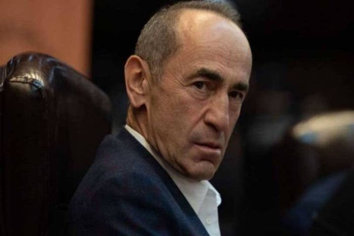 Robert Köçəryan və oğlu tutulub