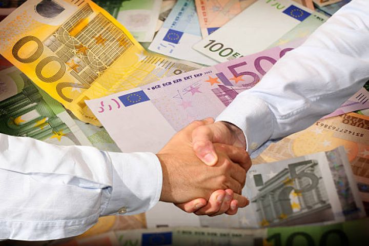 Azərbaycan bankı Avropa fondu ilə yeni iri kredit sazişi imzalayıb -  22 milyon avro cəlb edir