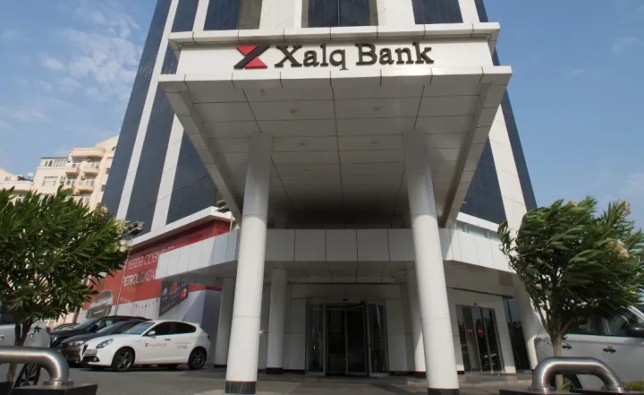“Xalq Bank”ın kredit portfeli böyüyüb, 1,9 milyard manatı ötüb