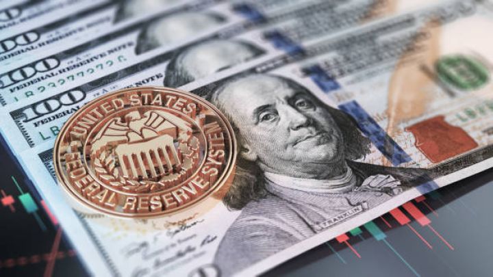 FED-in sərt siyasəti “tamaşa” adlandırıldı – Ekspert faizlərin azaldılacağını gözləyir