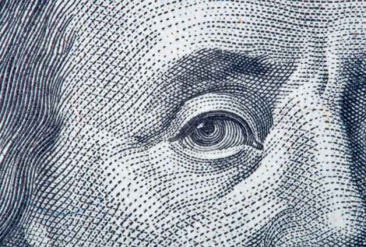 Valyuta hərraclarında nə qədər dollar satıldığı açıqlanıb