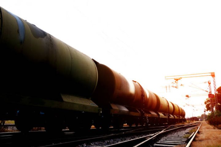 Azərbaycandan Ermənistana 1 000 tona yaxın dizel yanacağı göndərilib