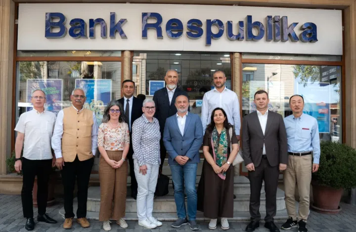 AİB Direktorlar Şurasının üzvləri Gəncədə Bank Respublika-nın maliyyələşdirdiyi bizneslərlə tanış olublar ®