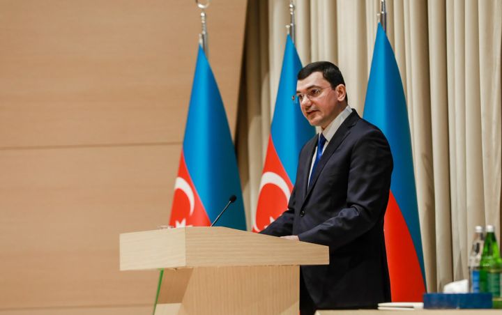 Harvardda proqram keçib, 4 dil bilir - Qaradağın yeni rəhbəri Natiq Əliyevin təhsili və karyerası