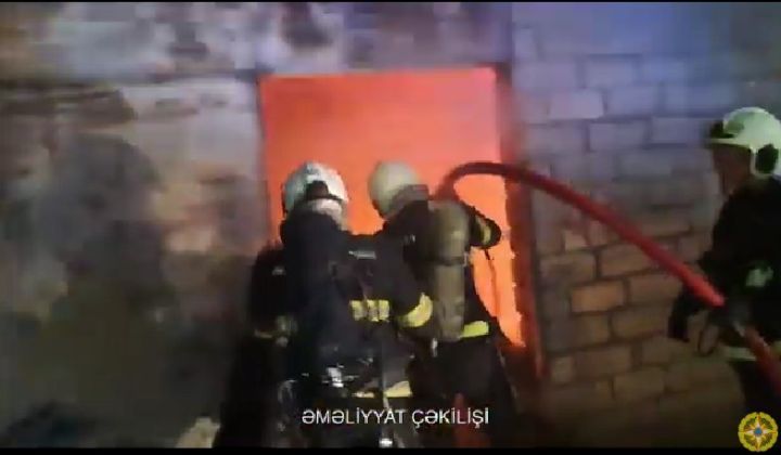 Xırdalanda anbarda, Bakıda obyektdə yanğın baş verib - VİDEO