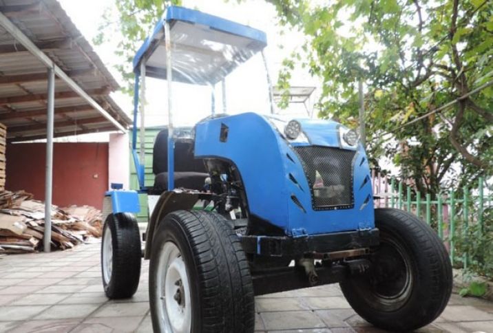 18 yaşlı Xaçmaz sakini mini traktor düzəldib