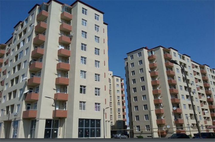 47 minə yaxın mənzilin olduğu 233 binaya dair müsbət rəy verilib 