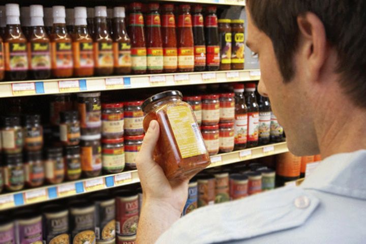 Müddəti bitmiş və yararsız məhsulları məhv edilmiş şirkətlərin siyahısı açıqlanıb