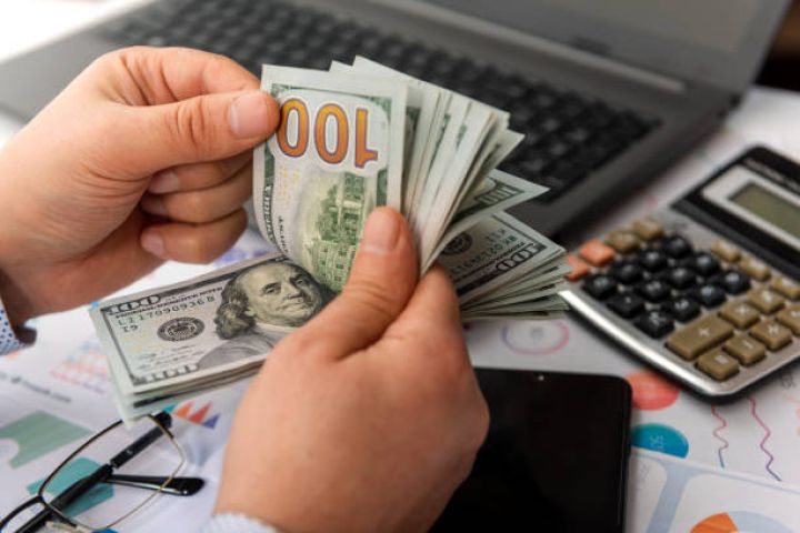 Bankların nağd xarici valyuta alqı-satqısı azalıb - ALIŞ SATIŞI ÜSTƏLƏYİB