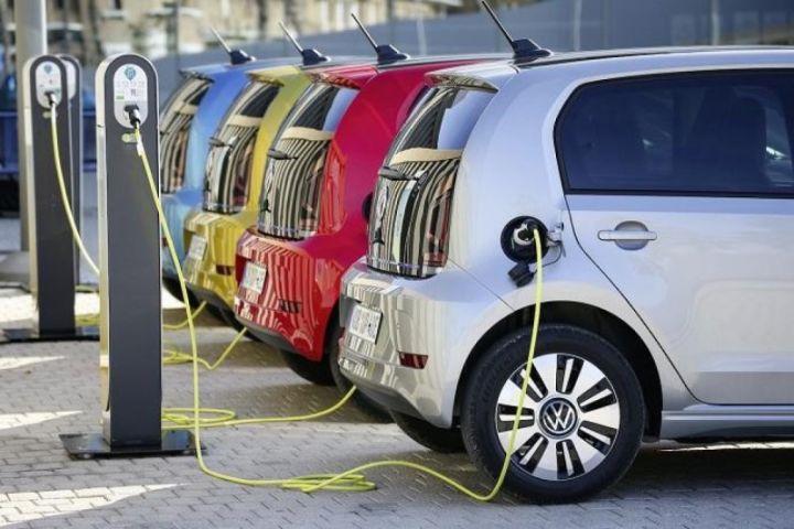 Agentlik: Azərbaycanda elektromobillərin istifadəsi üzrə sıçrayış baş verəcək