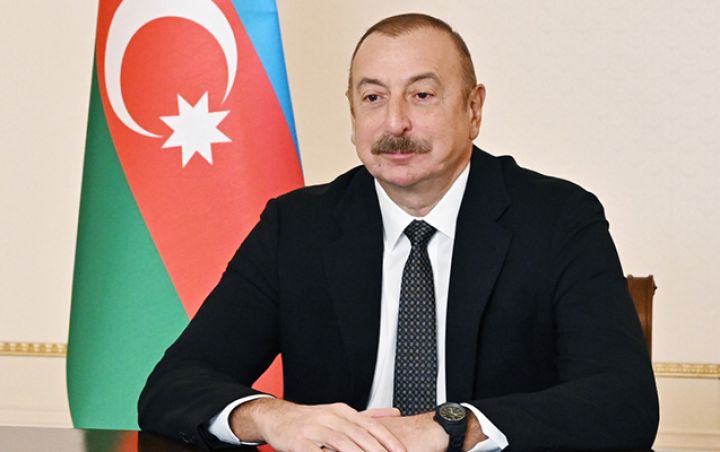 İlham Əliyev Azərbaycan qadınlarını təbrik etdi