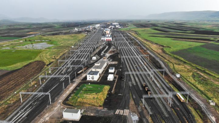 Bakı-Tbilisi-Qars dəmir yolu xəttində modernləşdirmə işləri başa çatıb - MÜSAHİBƏ