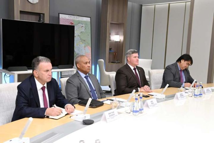 SOCAR və Chevron müzakirələr aparıb