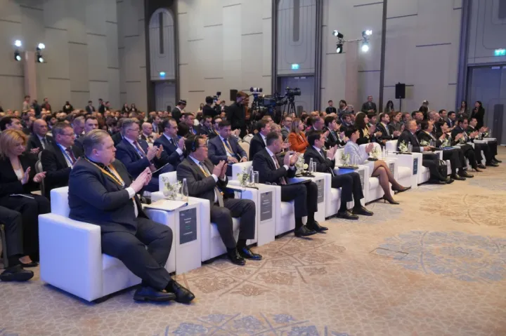 Nazir Rəşad Nəbiyev nəqliyyat nazirlərinin görüşündə iştirak edib