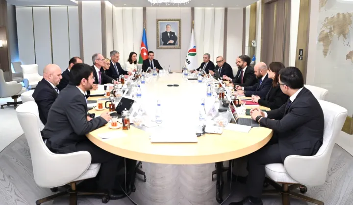 “Abşeron” qaz-kondensat yatağının tammiqyaslı işlənməsi üzrə görülən işlər müzakirə olunub