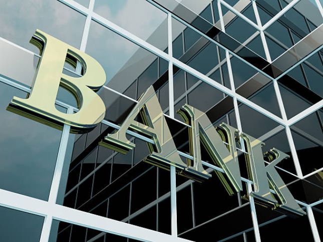 Bank sektorunda xalis mənfəət 20 faizdən çox artıb