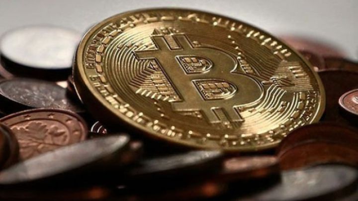 Bitcoin-in qiyməti 60 min dollara düşüb -  2 trilyon dollar silinib