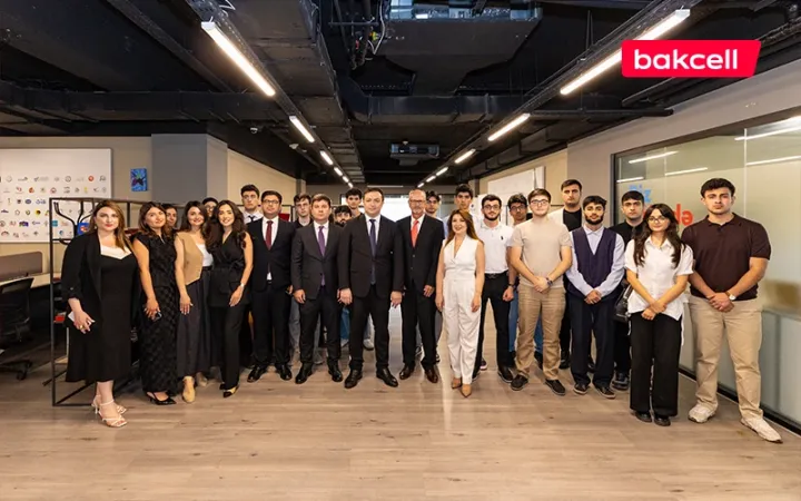 Bakcell və Gənclər Fondu "İnnovasiya və Süni İntellekt" üzrə təqaüd proqramının qalibləri ilə görüş keçirib