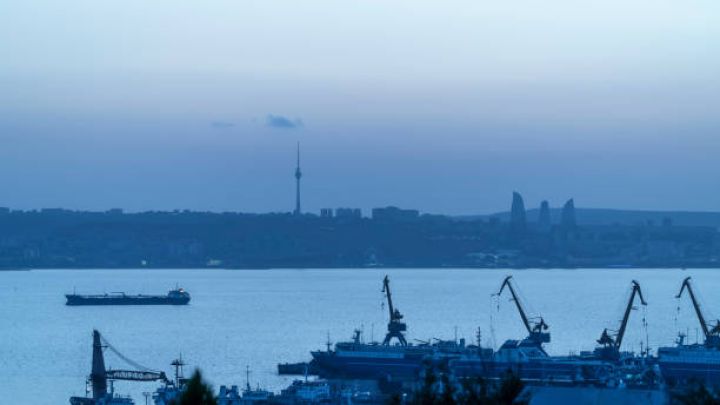 Azərbaycanda idxal 3,2 milyard dollar azalıb – maşın və avadanlıqların alınmasına 2 milyard dollar xərclənib