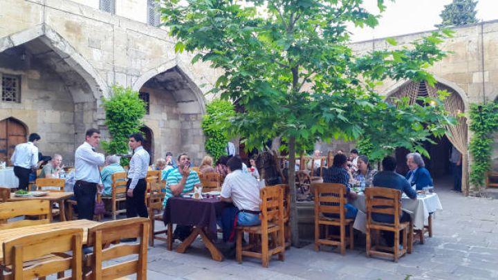 Azərbaycanda doğum kəskin azaldı, ölüm artdı – Əhali statistikası həyəcan təbili çalır