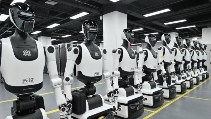 Barclays: Robotlar Çinin işçi qüvvəsi itkisinin 60 faizini kompensasiya edə bilər