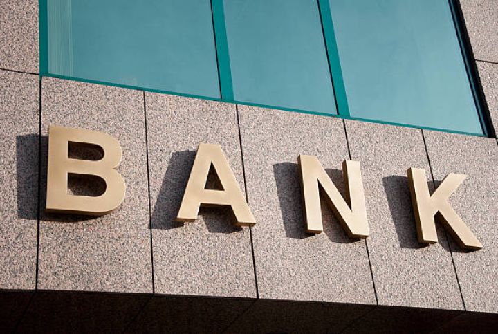 Şirkətlər bu bankda 669 milyon manatdan çox vəsait saxlayırlar