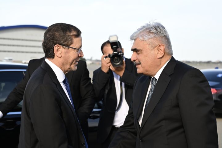 İsrail Prezidenti Azərbaycana gəldi
