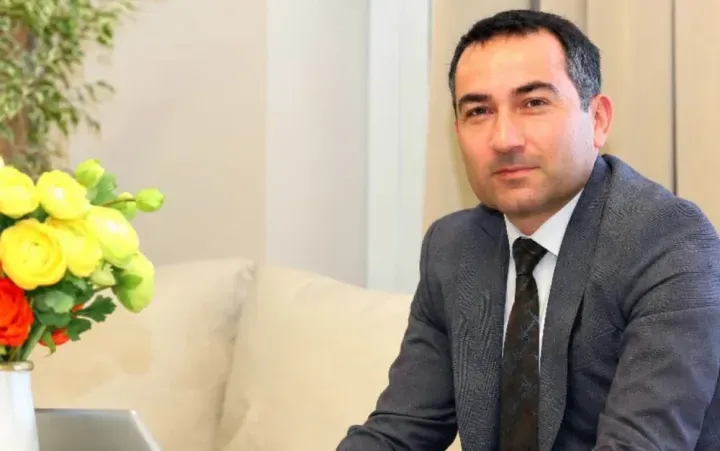 İran ABŞ-ni “iqtisadi müharibə” ilə hədələdi, hərbi gəmilərə raket atdı