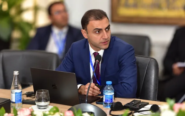 Kağız əsaslı nəqliyyat sənədlərinin elektron formata keçirilməsi - Azərbaycanlı mütəxəssis Orxan Namazovun təqdimatı diqqət çəkib