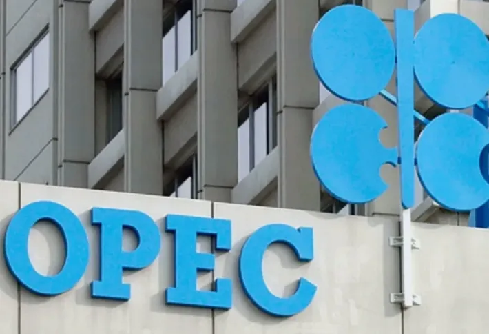 “Bloomberg”: OPEC+ ölkələri noyabrda neft hasilatı planlarını dəyişməyə bilər